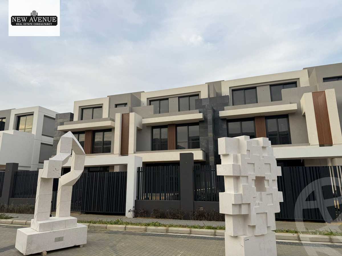 https://aqarmap.com.eg/ar/listing/6515235-for-sale-cairo-new-cairo-compounds-el-patio-town-compound-la-vista