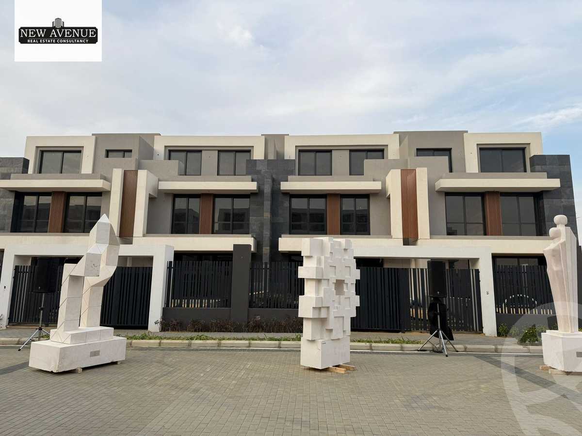 https://aqarmap.com.eg/ar/listing/6515235-for-sale-cairo-new-cairo-compounds-el-patio-town-compound-la-vista