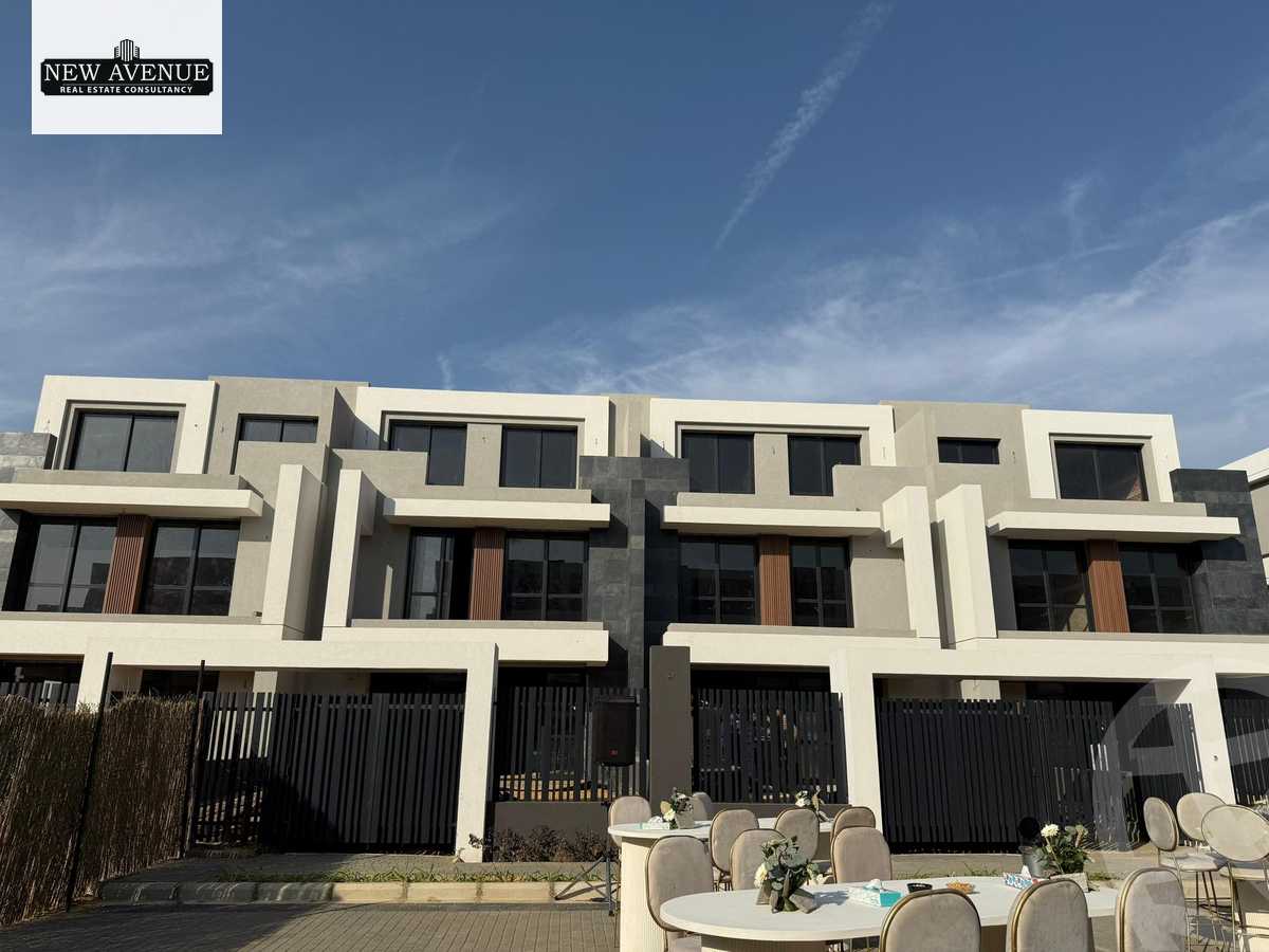 https://aqarmap.com.eg/en/listing/6519274-for-sale-cairo-new-cairo-compounds-el-patio-town-compound-la-vista
