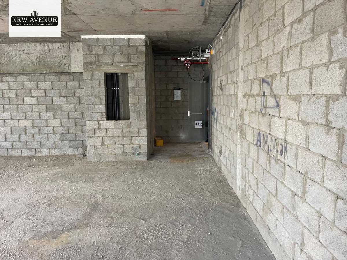 https://aqarmap.com.eg/ar/listing/6524462-for-rent-cairo-new-cairo-compounds-hyde-park-centre-ville-hyde-park