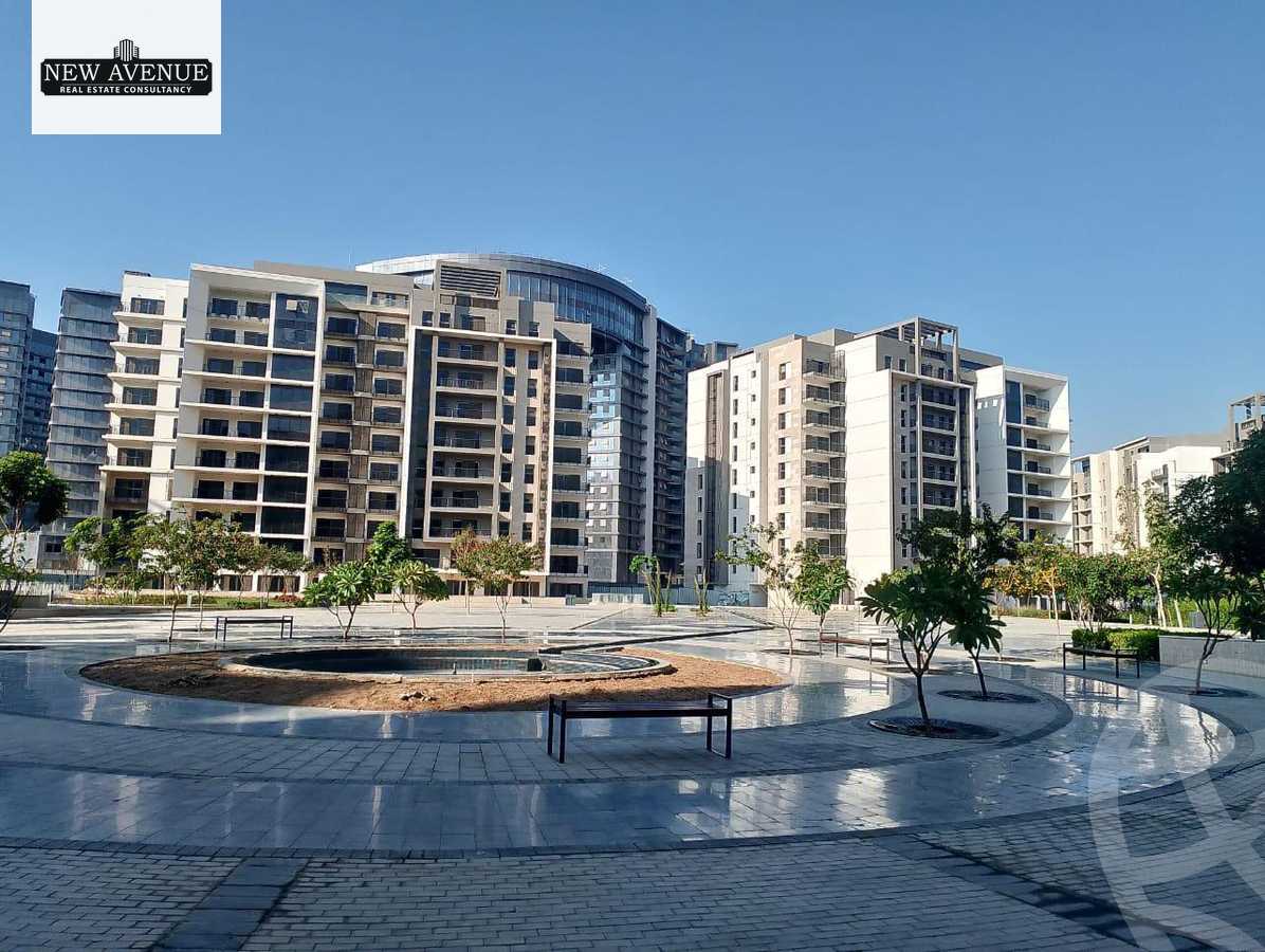 https://aqarmap.com.eg/ar/listing/6525721-for-sale-cairo-el-sheikh-zayed-city-compounds-zyd-wr-llttwyr-park-towers-zed-el-sheikh-zayed-compound