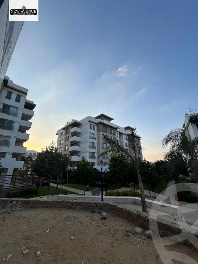 https://aqarmap.com.eg/en/listing/6527155-for-sale-cairo-new-cairo-compounds-hyde-park-centre-ville-hyde-park