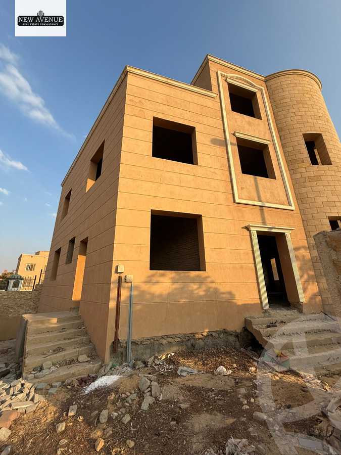 https://aqarmap.com.eg/en/listing/6528721-for-sale-cairo-el-shorouk-compounds-al-burouj-compound-imkan