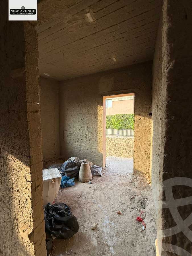 https://aqarmap.com.eg/en/listing/6528721-for-sale-cairo-el-shorouk-compounds-al-burouj-compound-imkan