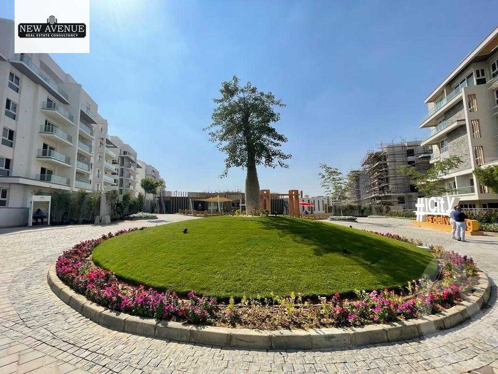 https://aqarmap.com.eg/ar/listing/6528748-for-sale-cairo-new-cairo-compounds-mwntn-fyw-y-syty-club-park-mountain-view-icity
