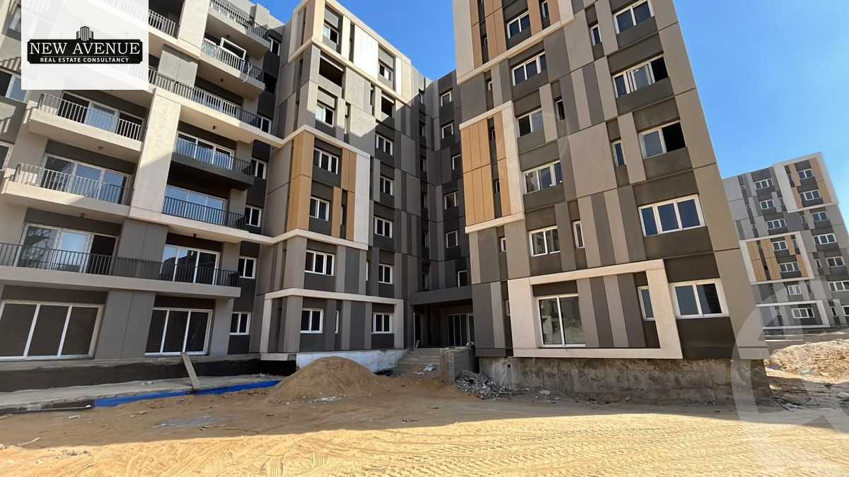 https://aqarmap.com.eg/ar/listing/6528783-for-sale-cairo-new-cairo-lmstqbl-syty-compounds-park-226-haptown-hassan-allam