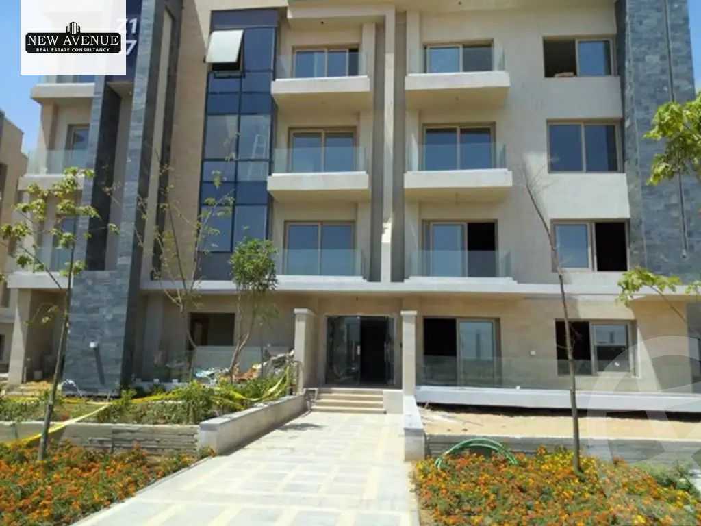 https://aqarmap.com.eg/en/listing/6528802-for-sale-cairo-new-cairo-compounds-galleria-moon-valley-compound-arabia