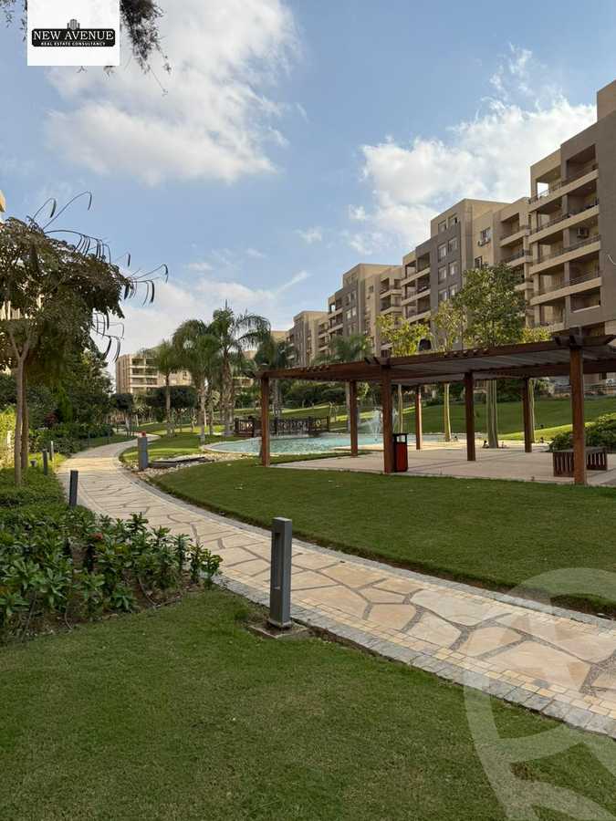 https://aqarmap.com.eg/ar/listing/6534581-for-sale-cairo-new-cairo-compounds-the-square