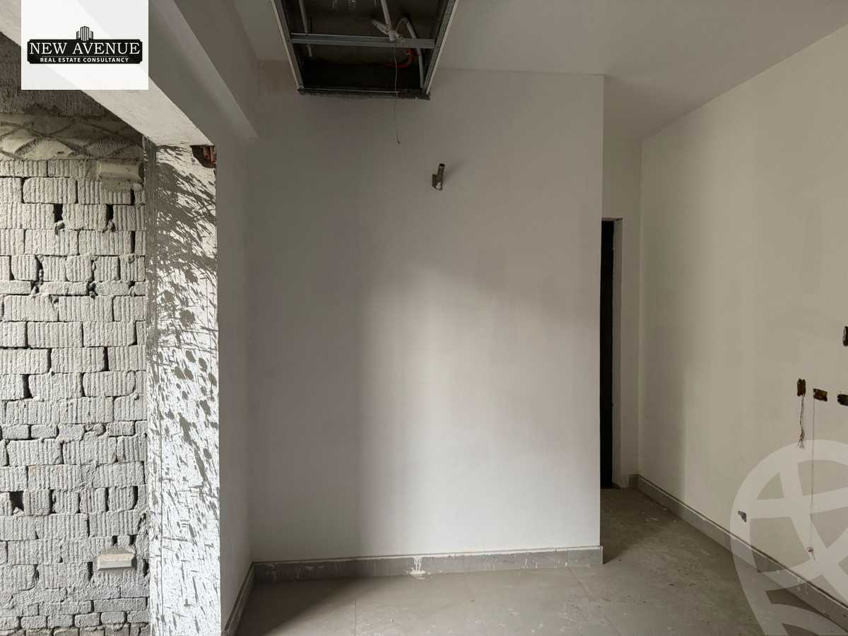 https://aqarmap.com.eg/en/listing/6542569-for-sale-cairo-new-cairo-compounds-cleo-water-residence-palm-hills