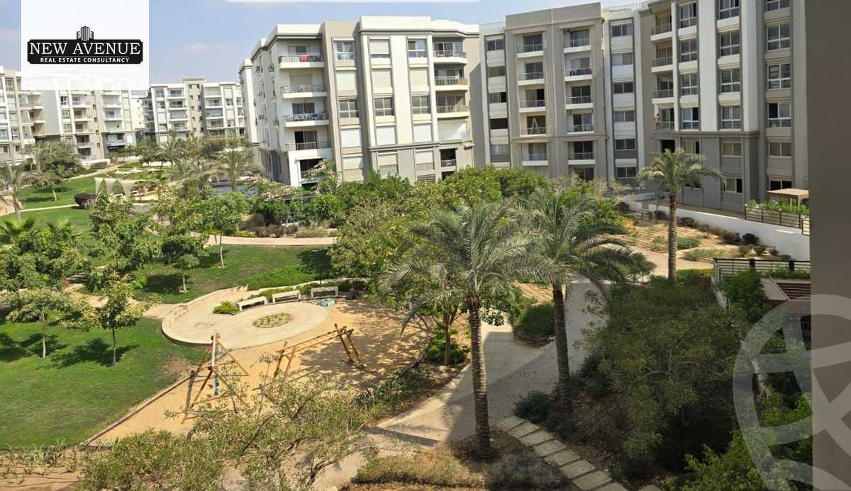 https://aqarmap.com.eg/en/listing/6546864-for-sale-cairo-new-cairo-compounds-hyde-park-centre-ville-hyde-park