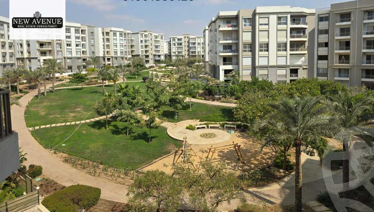 https://aqarmap.com.eg/en/listing/6546864-for-sale-cairo-new-cairo-compounds-hyde-park-centre-ville-hyde-park