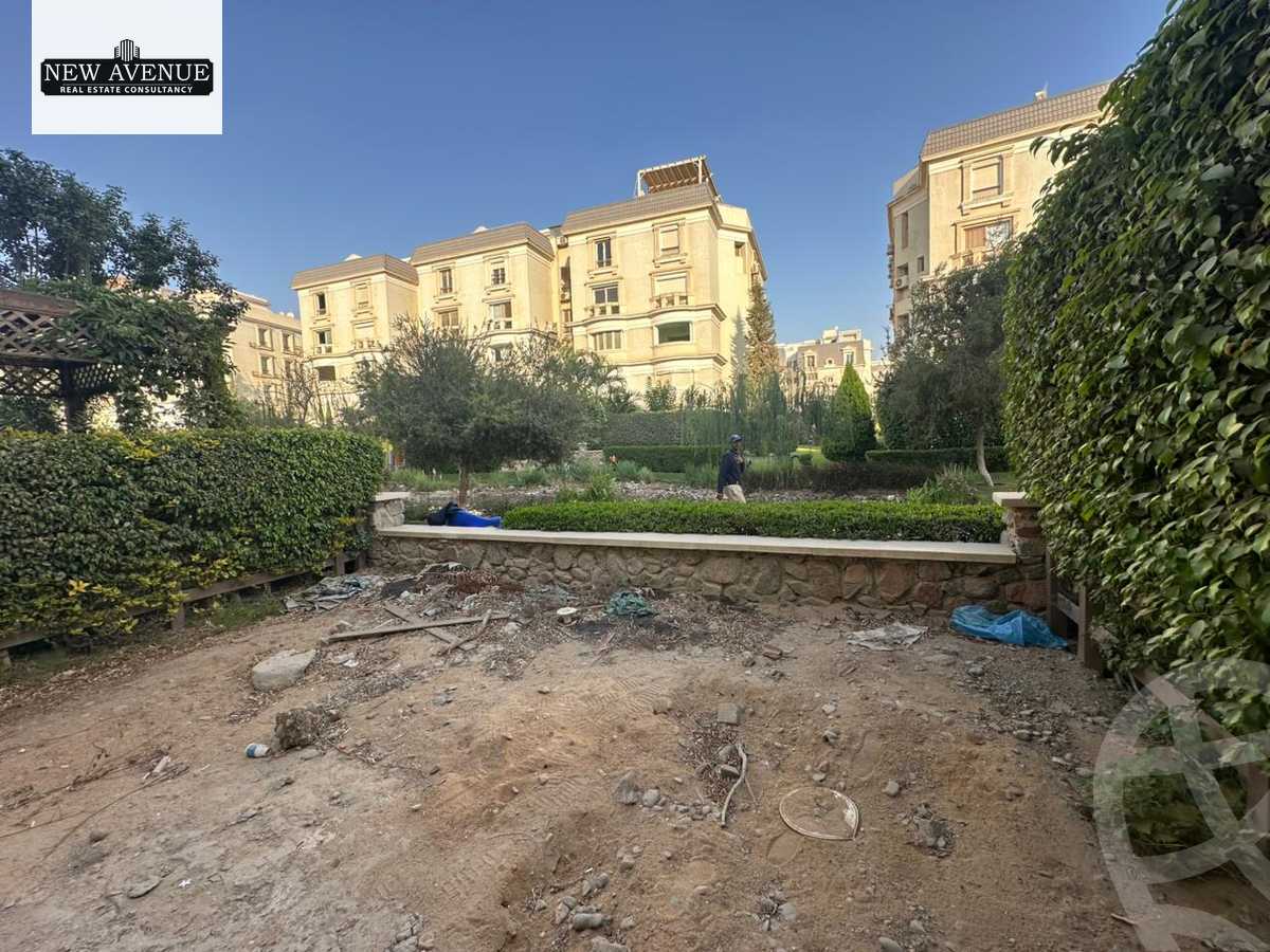 https://aqarmap.com.eg/en/listing/6546876-for-sale-cairo-new-cairo-compounds-mountain-view-hyde-park