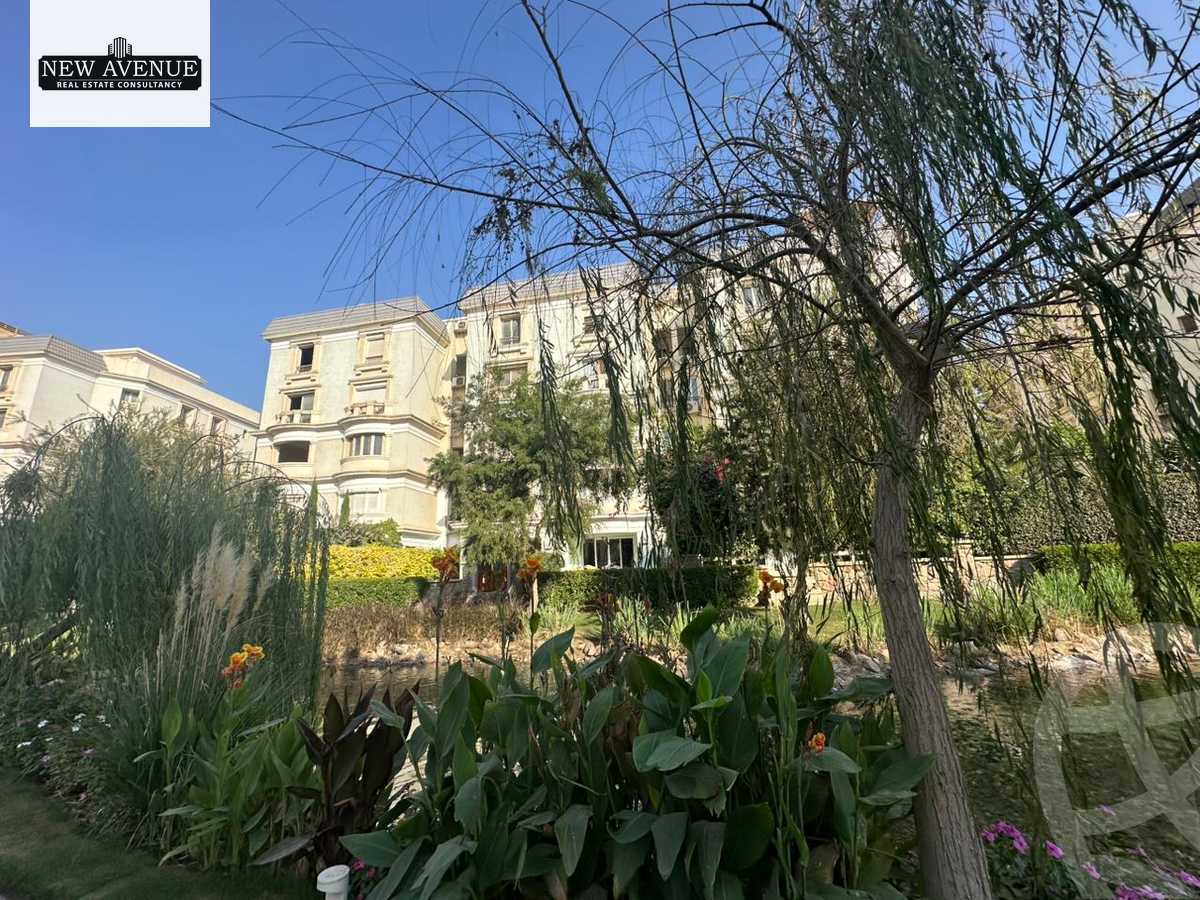 https://aqarmap.com.eg/en/listing/6546876-for-sale-cairo-new-cairo-compounds-mountain-view-hyde-park