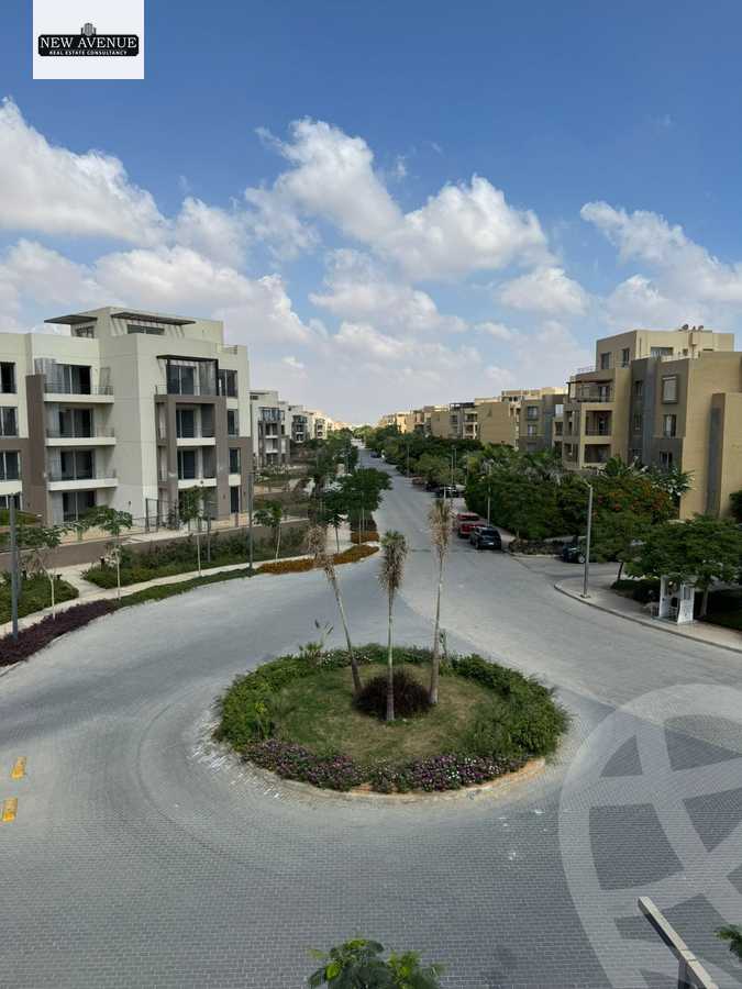 https://aqarmap.com.eg/ar/listing/6549994-for-sale-cairo-6th-of-october-compounds-palm-parks
