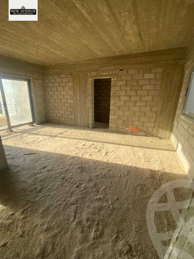 https://aqarmap.com.eg/ar/listing/6550076-for-sale-cairo-new-cairo-compounds-swan-lake-the-phoenix-hassan-allam