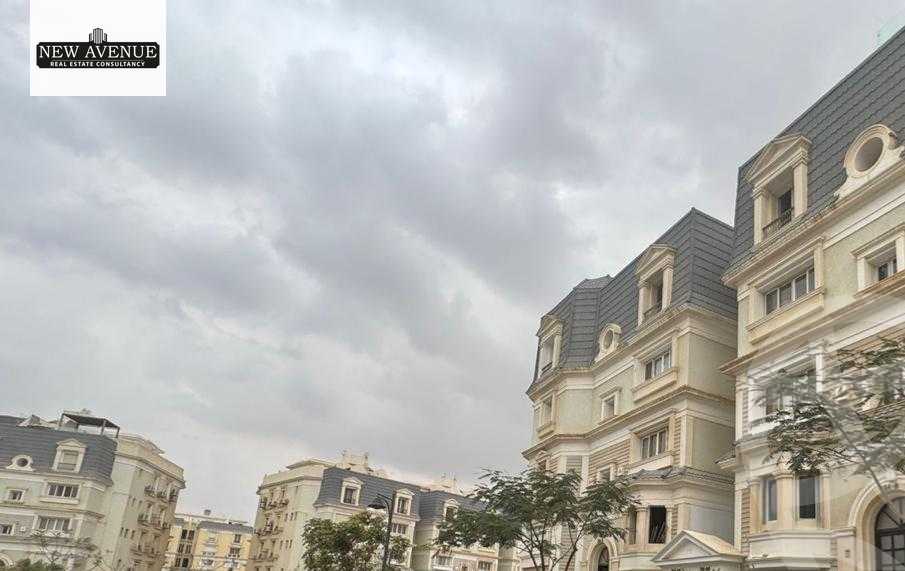 https://aqarmap.com.eg/ar/listing/6553016-for-sale-cairo-new-cairo-compounds-mountain-view-hyde-park