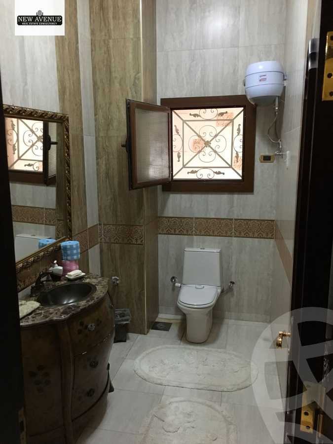 https://aqarmap.com.eg/ar/listing/6556126-for-sale-cairo-new-cairo-ganob-el-akadamiya-south-academy-a-zaid-ebn-haretha-st