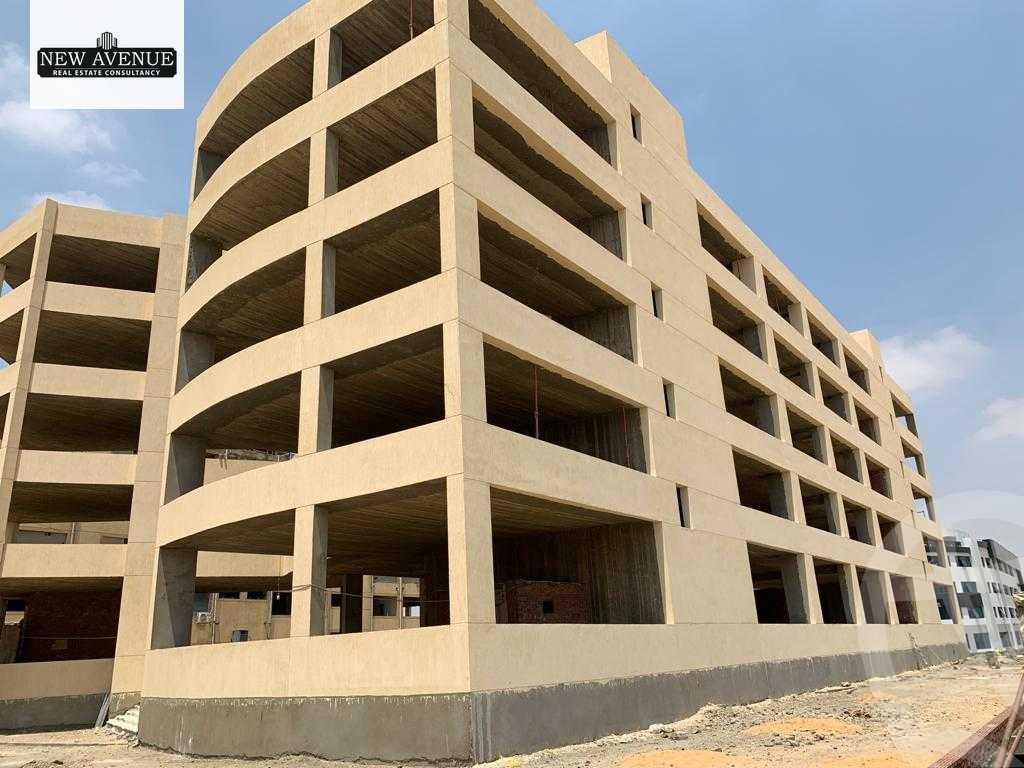 https://aqarmap.com.eg/ar/listing/6560908-for-sale-cairo-new-cairo-compounds-mivida-mivida-business-park-emaar