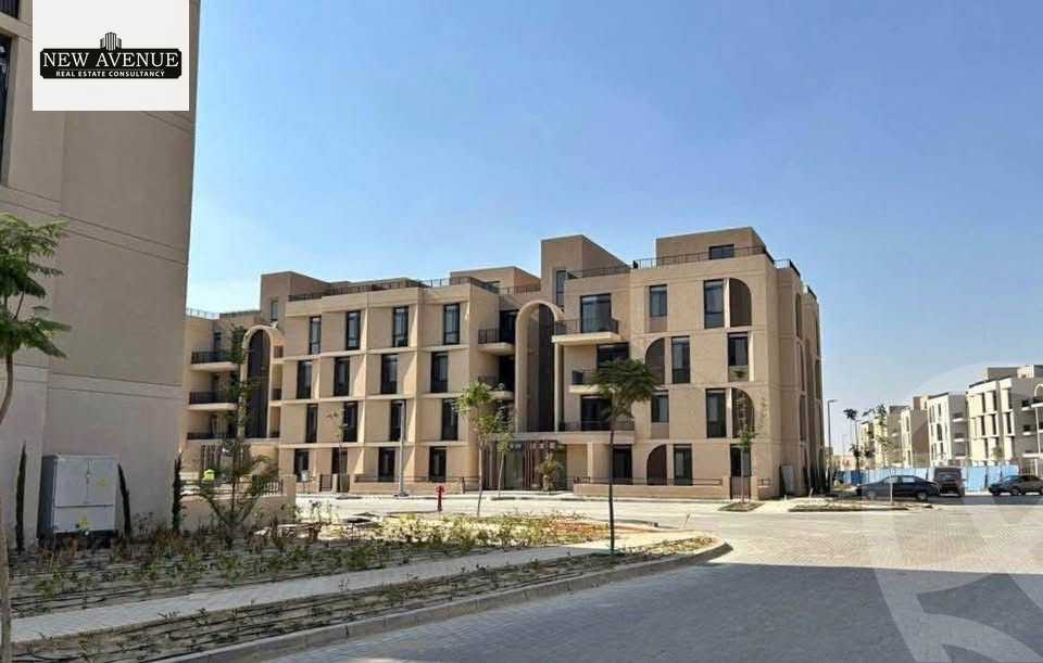 https://aqarmap.com.eg/en/listing/6566483-for-sale-cairo-el-sheikh-zayed-city-lshykh-zyd-ljdyd-vye
