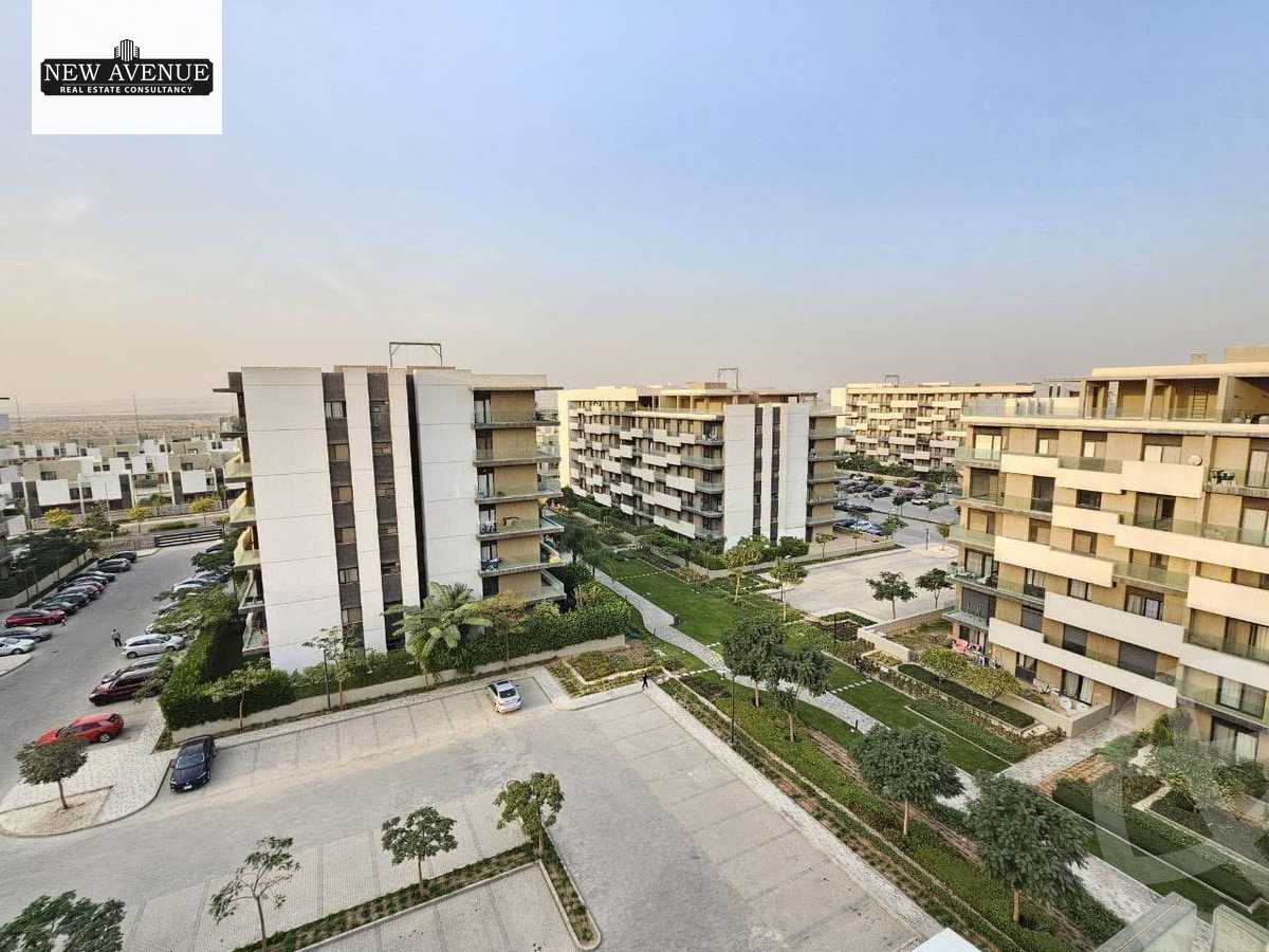 https://aqarmap.com.eg/ar/listing/6566488-for-sale-cairo-el-shorouk-compounds-al-burouj-compound-imkan