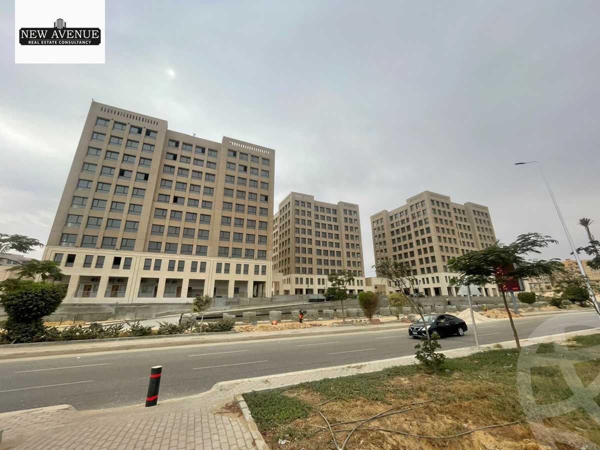 https://aqarmap.com.eg/ar/listing/6566687-for-sale-cairo-el-sheikh-zayed-city-compounds-mwl-205-rkn-blm