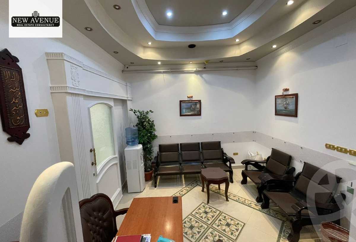 https://aqarmap.com.eg/ar/listing/6576252-for-rent-cairo-new-cairo-compounds-dh-yrd-mwl