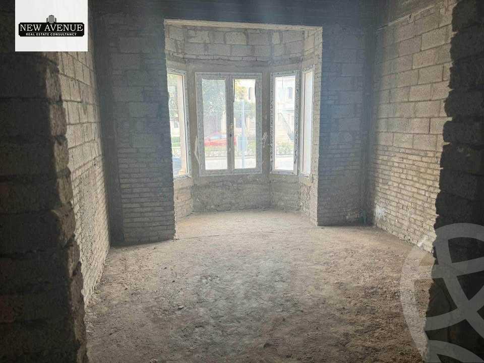 https://aqarmap.com.eg/ar/listing/6576310-for-sale-cairo-new-cairo-compounds-mountain-view-hyde-park