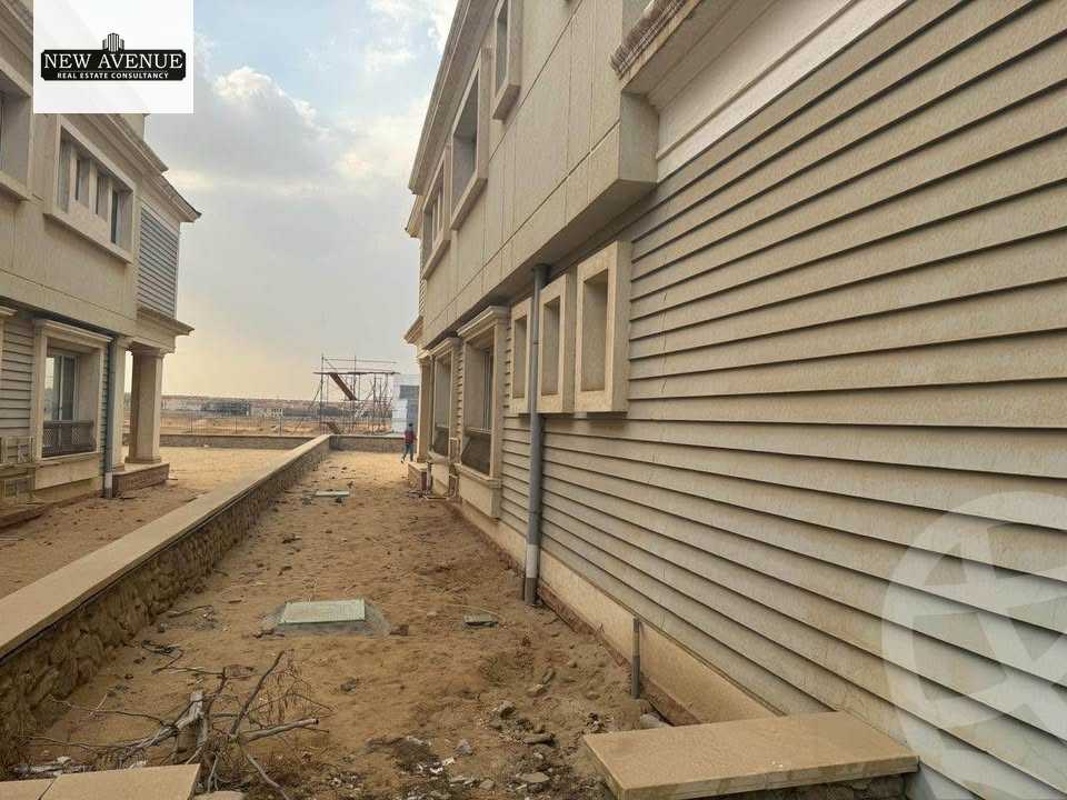 https://aqarmap.com.eg/ar/listing/6576310-for-sale-cairo-new-cairo-compounds-mountain-view-hyde-park