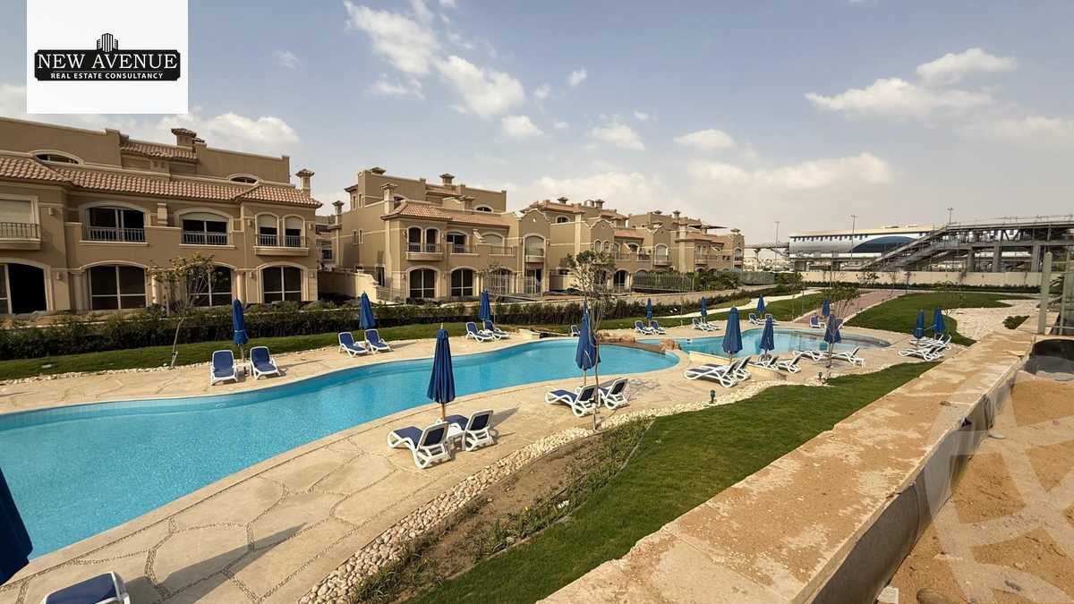 https://aqarmap.com.eg/en/listing/6576568-for-sale-cairo-new-cairo-compounds-el-patio-oro