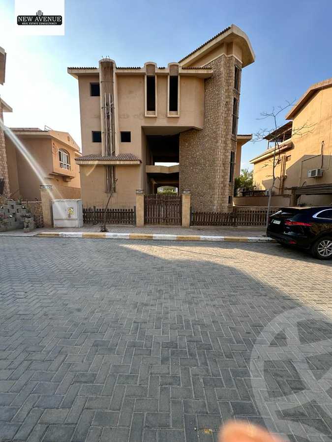https://aqarmap.com.eg/en/listing/6578233-for-sale-cairo-new-cairo-compounds-river-walk