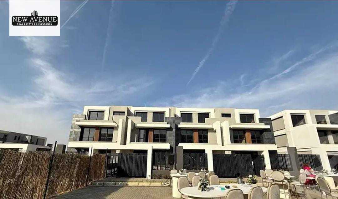 https://aqarmap.com.eg/en/listing/6578505-for-sale-cairo-new-cairo-compounds-el-patio-town-compound-la-vista