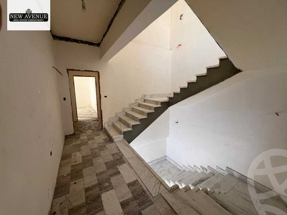https://aqarmap.com.eg/ar/listing/6579611-for-sale-cairo-el-shorouk-compounds-al-burouj-compound-imkan