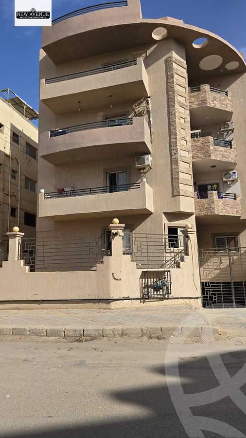 https://aqarmap.com.eg/ar/listing/6586039-for-sale-cairo-el-shorouk-compounds-high-town-el-shorouk