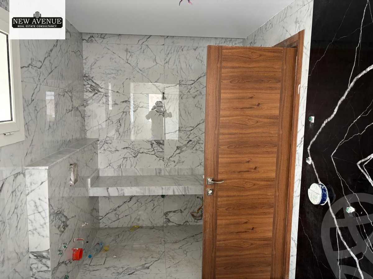 https://aqarmap.com.eg/en/listing/6594675-for-sale-cairo-new-cairo-compounds-hyde-park-centre-ville-hyde-park