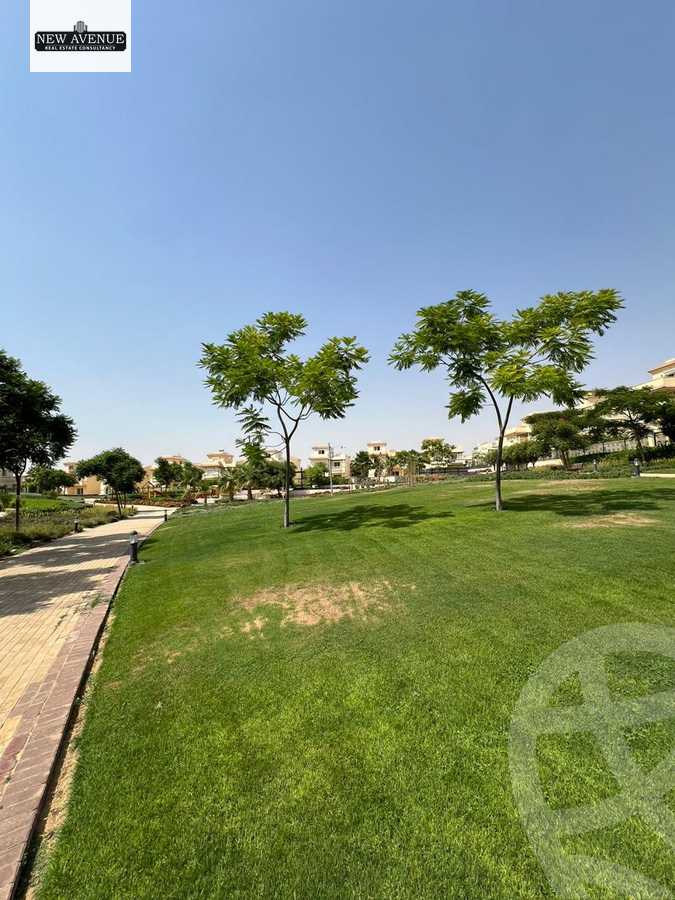 https://aqarmap.com.eg/en/listing/6594843-for-sale-cairo-new-cairo-compounds-hyde-park-centre-ville-hyde-park