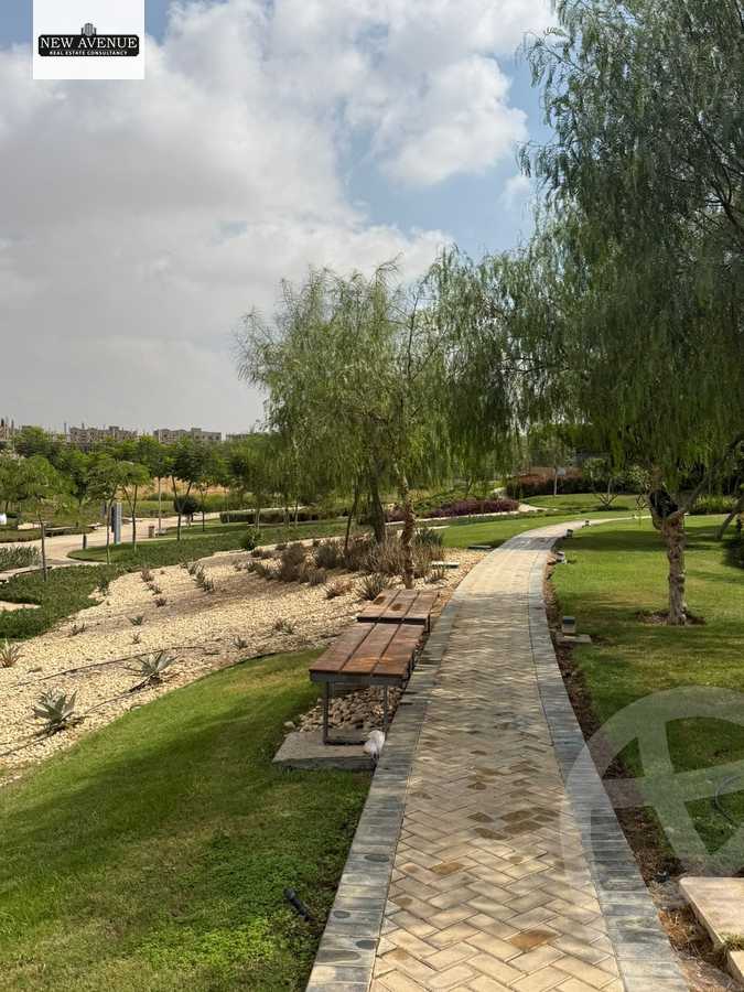 https://aqarmap.com.eg/ar/listing/6595190-for-sale-cairo-new-cairo-compounds-hyde-park-park-corner-hyde-park