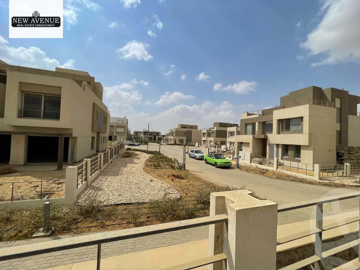 https://aqarmap.com.eg/en/listing/6607227-for-sale-cairo-new-cairo-compounds-blm-hylz-nyw-kyrw