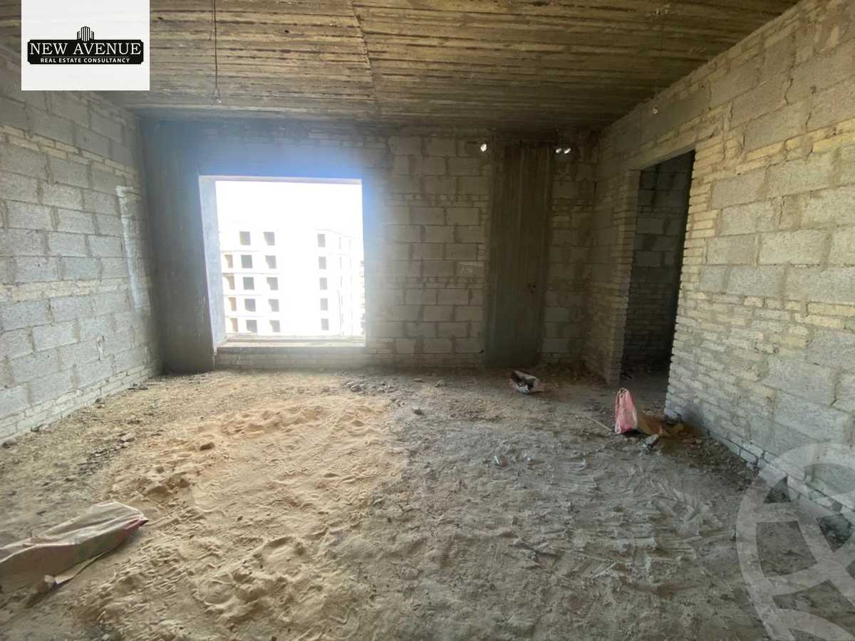 https://aqarmap.com.eg/en/listing/6608629-for-sale-cairo-new-cairo-compounds-kmbwnd-kryk-twn-il-cazar