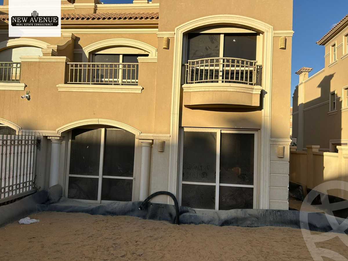 https://aqarmap.com.eg/en/listing/6616544-for-sale-cairo-new-cairo-compounds-el-patio-oro