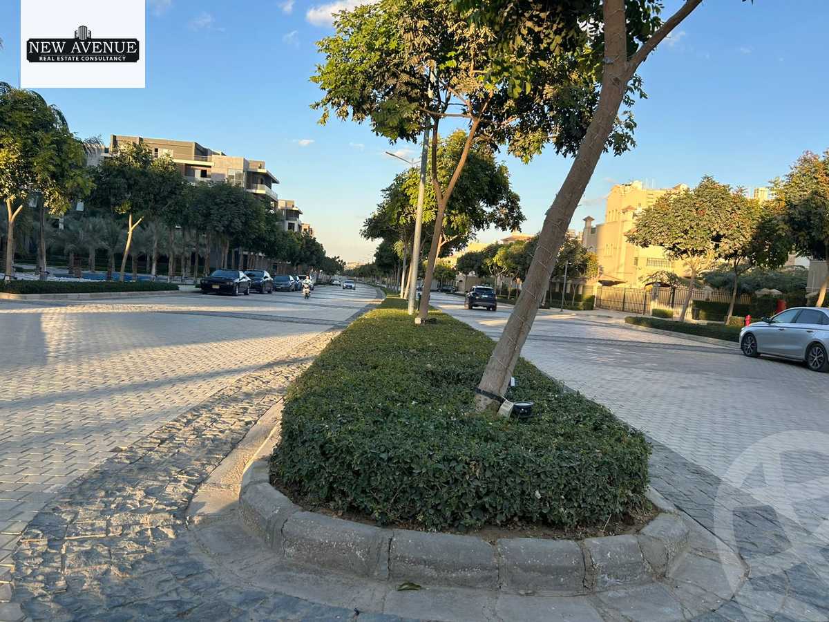 https://aqarmap.com.eg/en/listing/6616544-for-sale-cairo-new-cairo-compounds-el-patio-oro