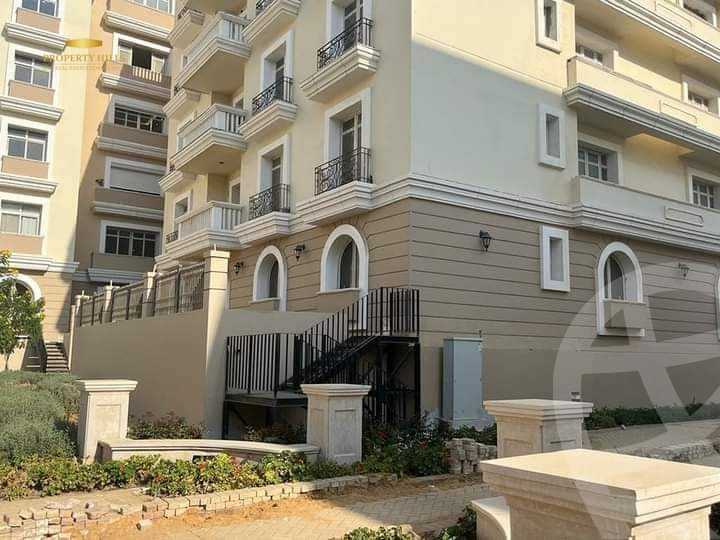 https://aqarmap.com.eg/en/listing/4625652-for-sale-cairo-new-cairo-compounds-mountain-view-hyde-park