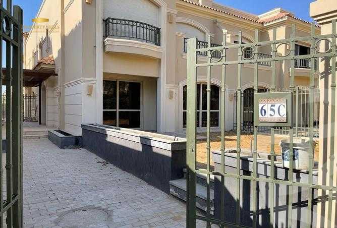 https://aqarmap.com.eg/ar/listing/4720579-for-sale-cairo-new-cairo-compounds-el-patio-town-compound-la-vista