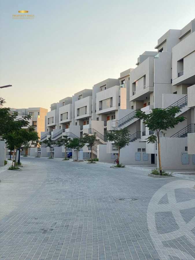 https://aqarmap.com.eg/ar/listing/4814116-for-sale-cairo-el-shorouk-compounds-alborouj