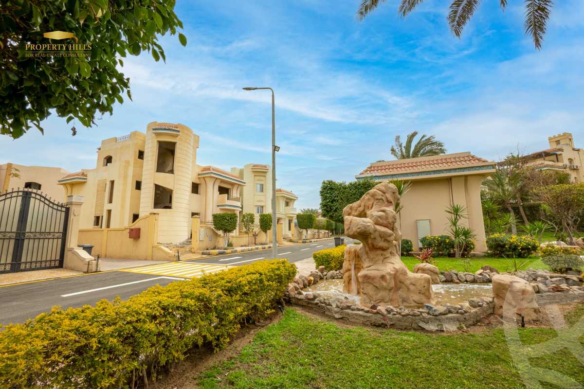 https://aqarmap.com.eg/en/listing/4814149-for-sale-cairo-new-cairo-compounds-golden-heights-1