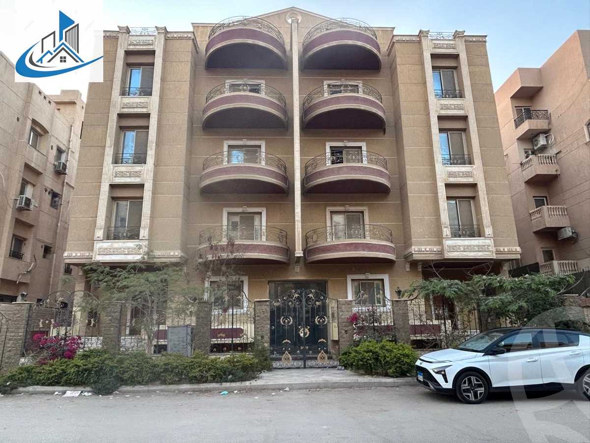 https://aqarmap.com.eg/ar/listing/4937203-for-sale-cairo-6th-of-october-featured-neighborhood-sixth-touristic-village-al-wageh-street