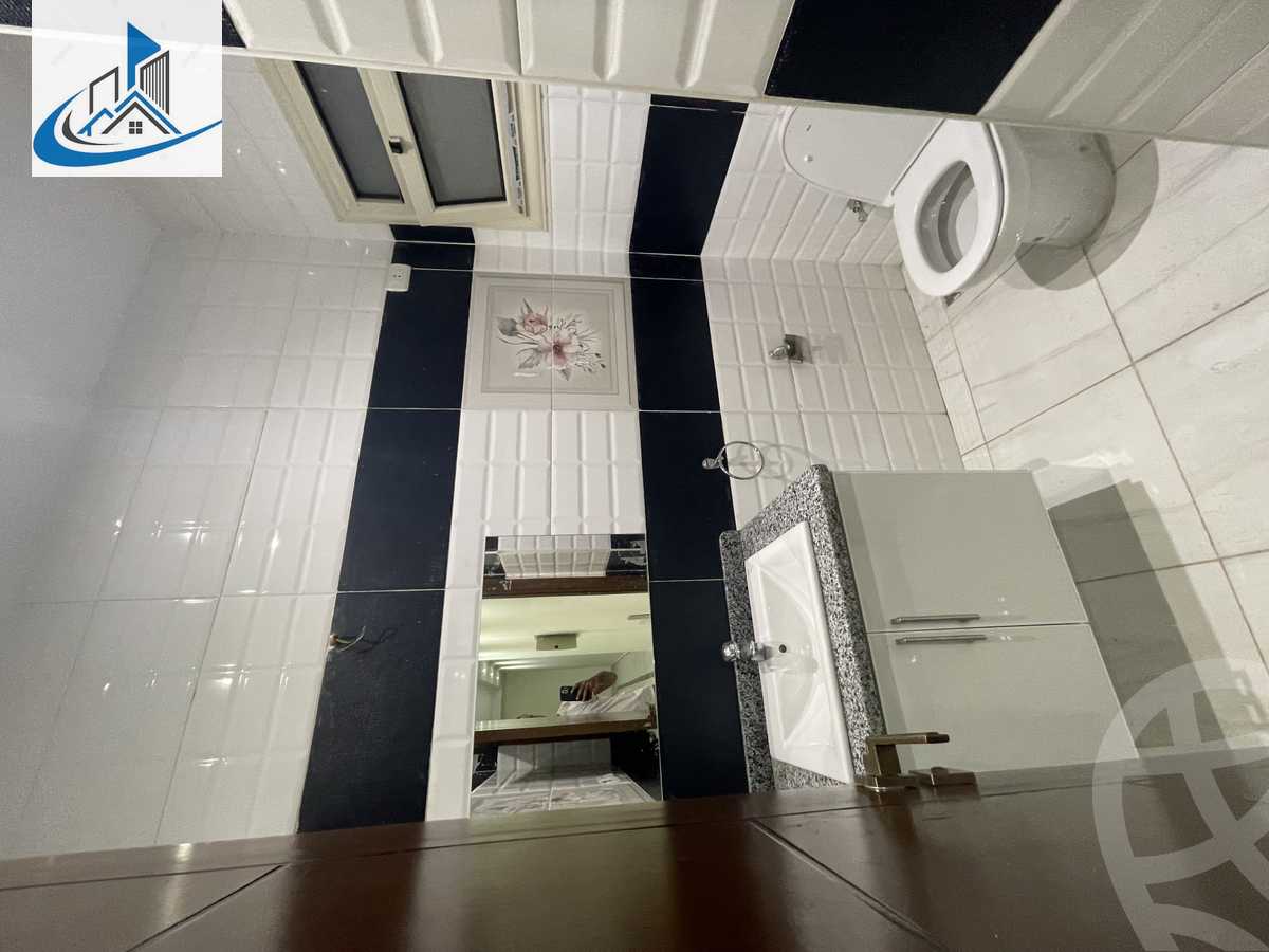 https://aqarmap.com.eg/ar/listing/5091434-for-sale-cairo-6th-of-october-featured-neighborhood-sixth-touristic-village-al-wageh-street