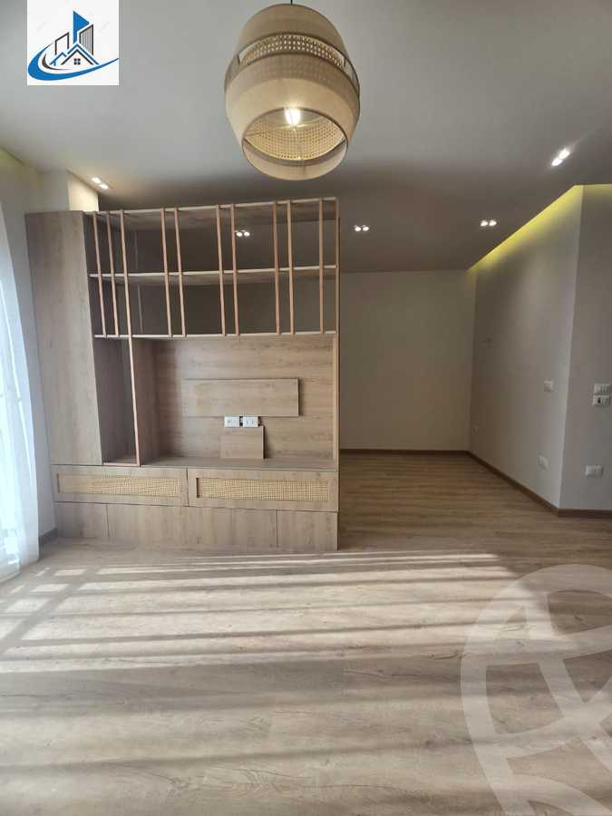 https://aqarmap.com.eg/en/listing/5305787-for-sale-cairo-6th-of-october-garb-someed-neighborhood-5th