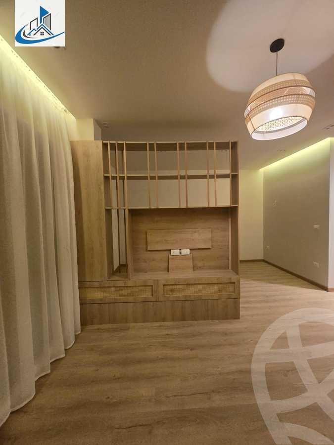 https://aqarmap.com.eg/en/listing/5305787-for-sale-cairo-6th-of-october-garb-someed-neighborhood-5th