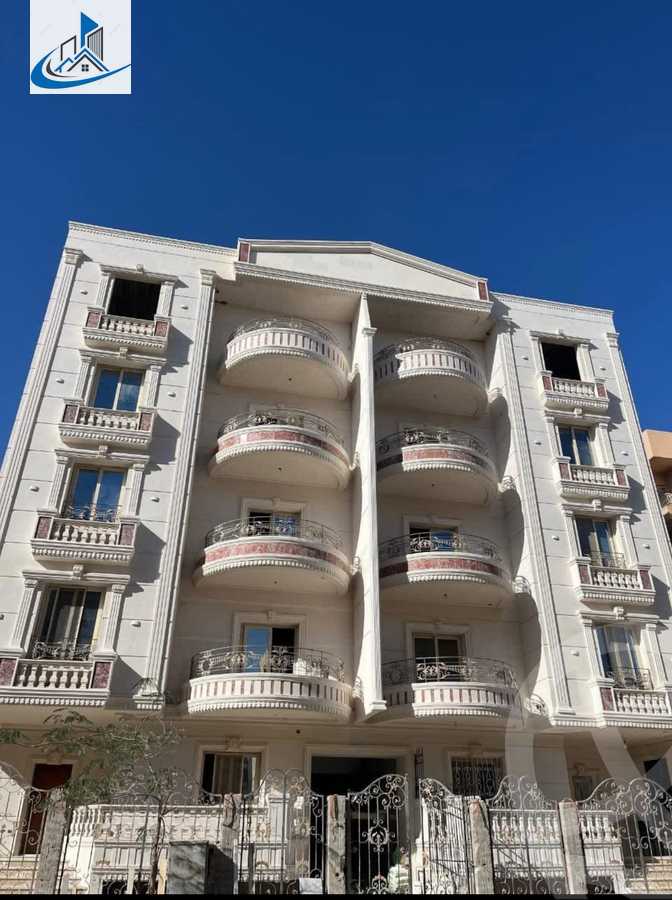 https://aqarmap.com.eg/en/listing/5407407-for-sale-cairo-6th-of-october-featured-neighborhood-sixth-touristic-village-sameh-gado-st