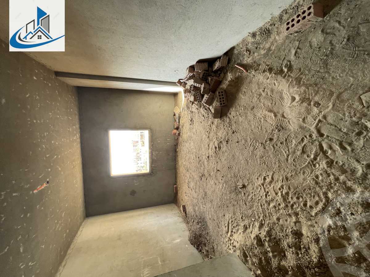 https://aqarmap.com.eg/ar/listing/5443416-for-sale-cairo-6th-of-october-featured-neighborhood-sixth-touristic-village-sameh-gado-st